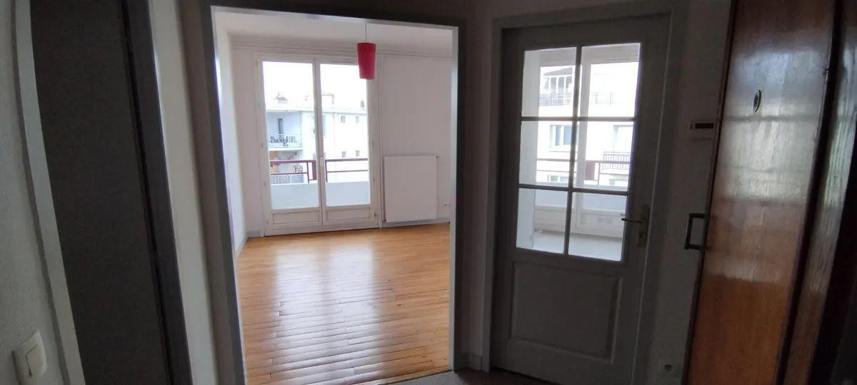 
                                                Location
                                                 Beau 2P 36m² rue Bouchayer à Grenoble
