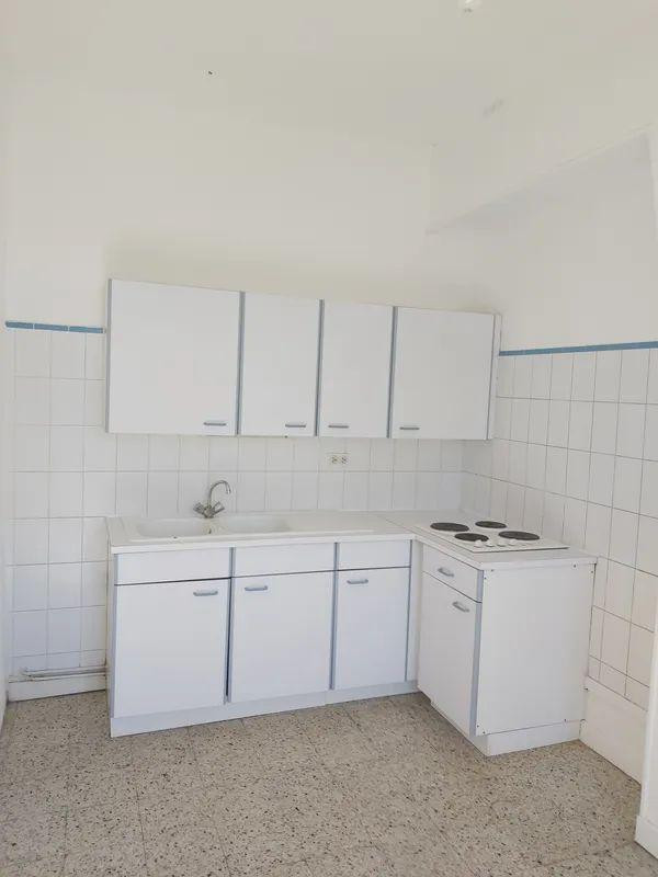 
                                                Location
                                                 Beau 2P 36m² très lumineux rue Nicolas Chorier