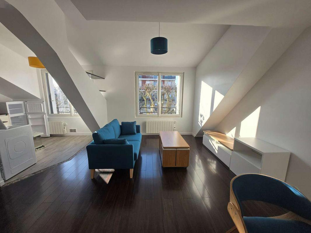 
                                                Location
                                                 Beau 2P 37m² + cave + box