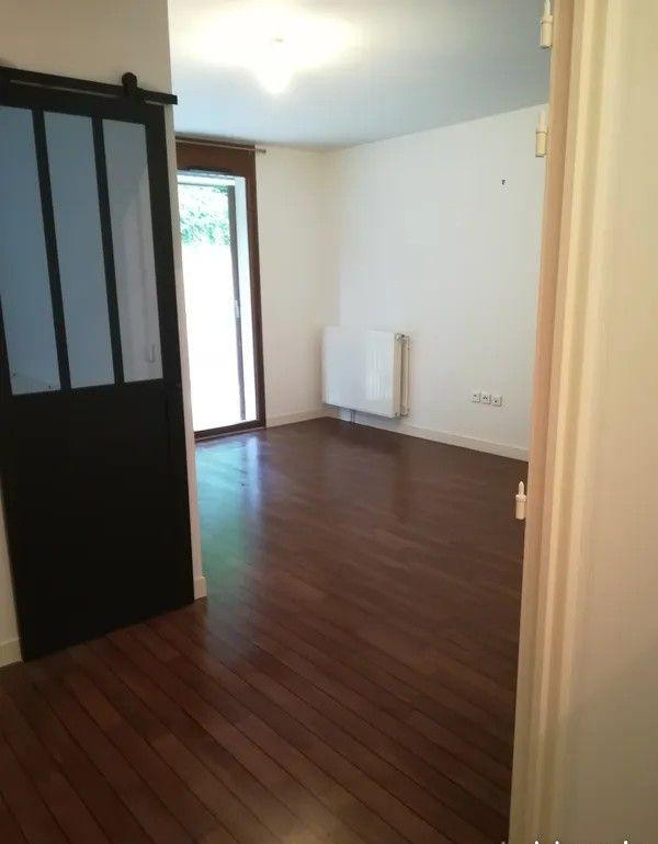 
                                                Location
                                                 Beau 2P 37m² en face du Fief de Grimoire