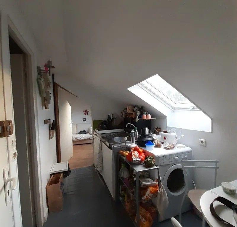 
                                                Location
                                                 Beau 2P 37m² jusqu'au 16 août 2025