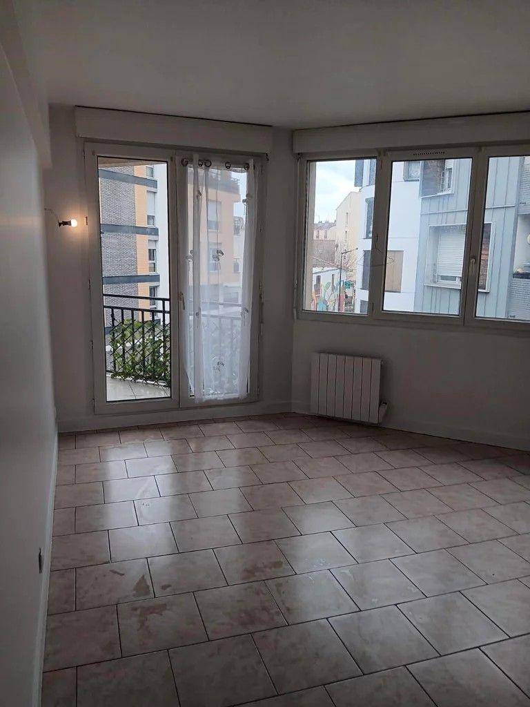 
                                                Location
                                                 Beau 2P 38m² avec balcon