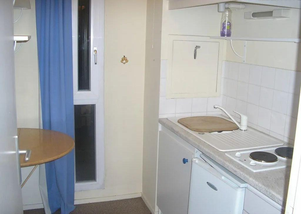 
                                                Location
                                                 Beau 2P 38m² avec balcon et parking vue cathédrale