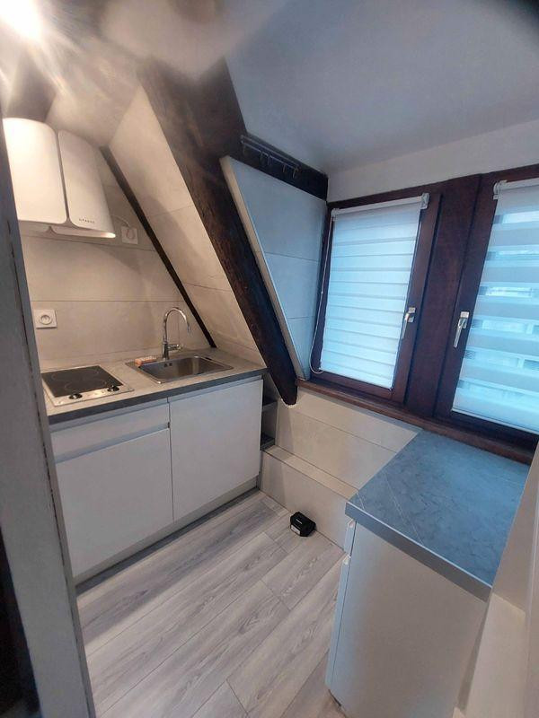 
                                                Location
                                                 Beau 2P 38m² hyper centre vue cathédrale