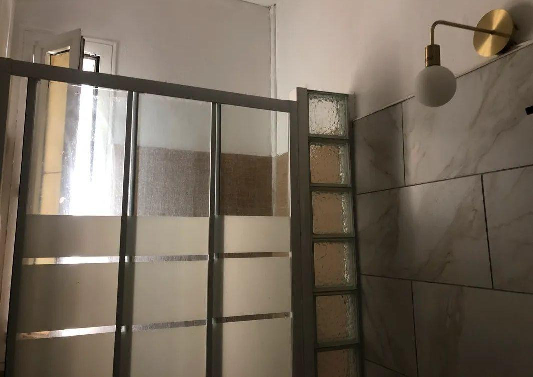 
                                                Location
                                                 Beau 2P 38m² rénové dispo jusqu'à fin juin