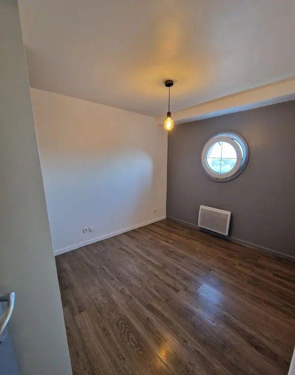 
                                                Location
                                                 Beau 2P 39m² récent avec terrasse