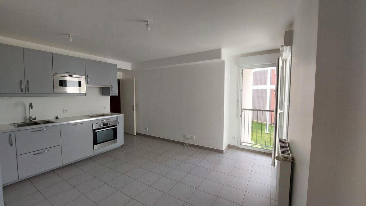 
                                                Location
                                                 Beau 2P 40m² en très bon état