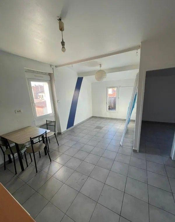 
                                                Location
                                                 Beau 2P 40m² propre avec belle terrasse 7m²