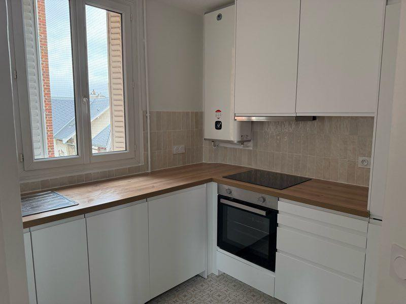 
                                                Location
                                                 Beau 2P 40m² refait à neuf