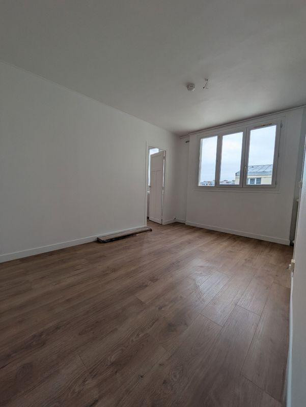 
                                                Location
                                                 Beau 2P 40m² refait a neuf proche rue du commerce