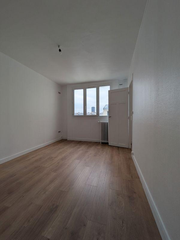 
                                                Location
                                                 Beau 2P 40m² refait a neuf proche rue du commerce