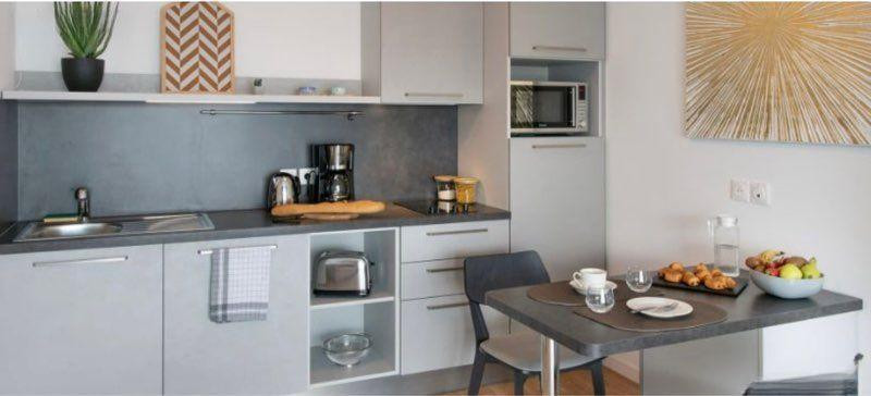 
                                                Location
                                                 Beau 2P 42m² étudiant