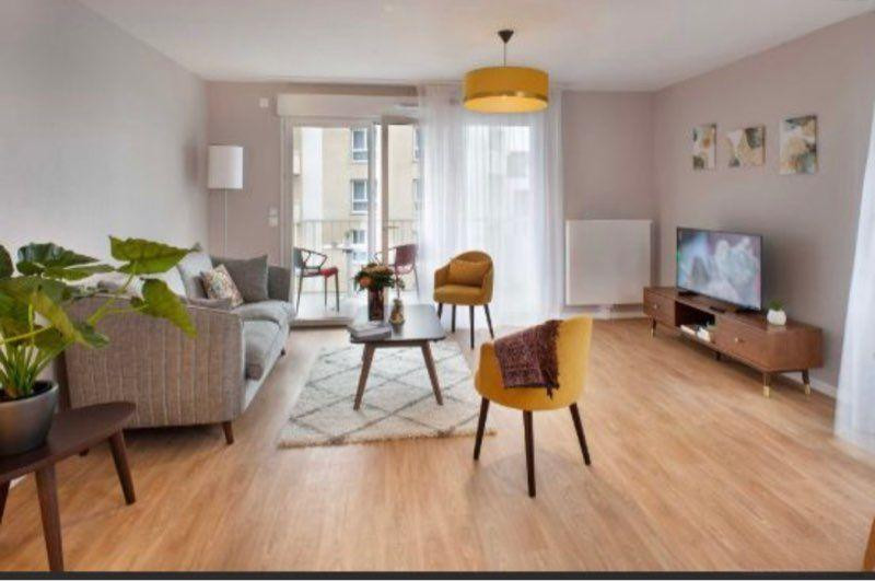 
                                                Location
                                                 Beau 2P 42m² étudiant