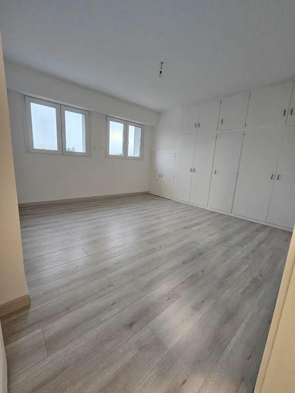 
                                                Location
                                                 Beau 2P 43m² refait à neuf Metz Sablon