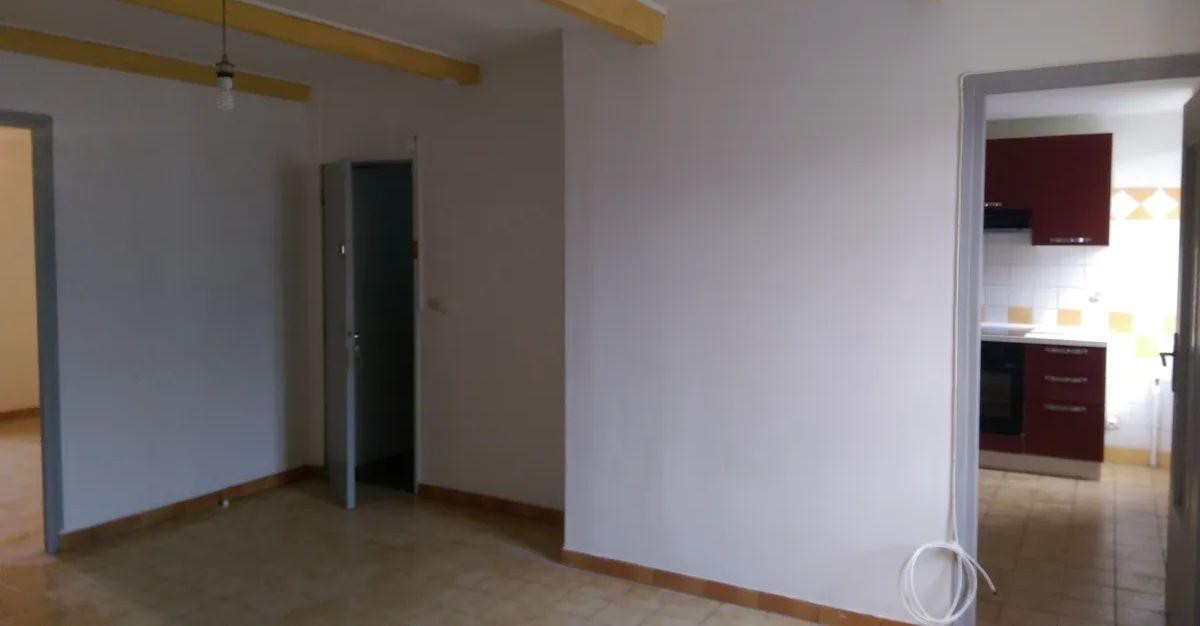 
                                                Location
                                                 Beau 2P 43m2 Marseille Proche Mairie du 15 et parc