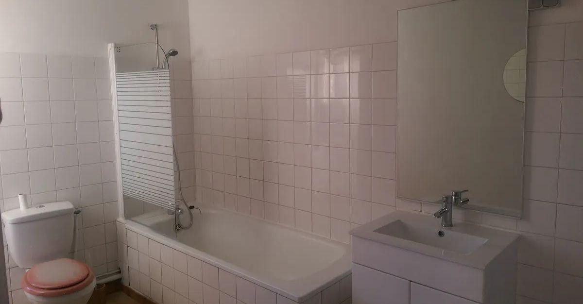 
                                                Location
                                                 Beau 2P 43m2 Marseille Proche Mairie du 15 et parc