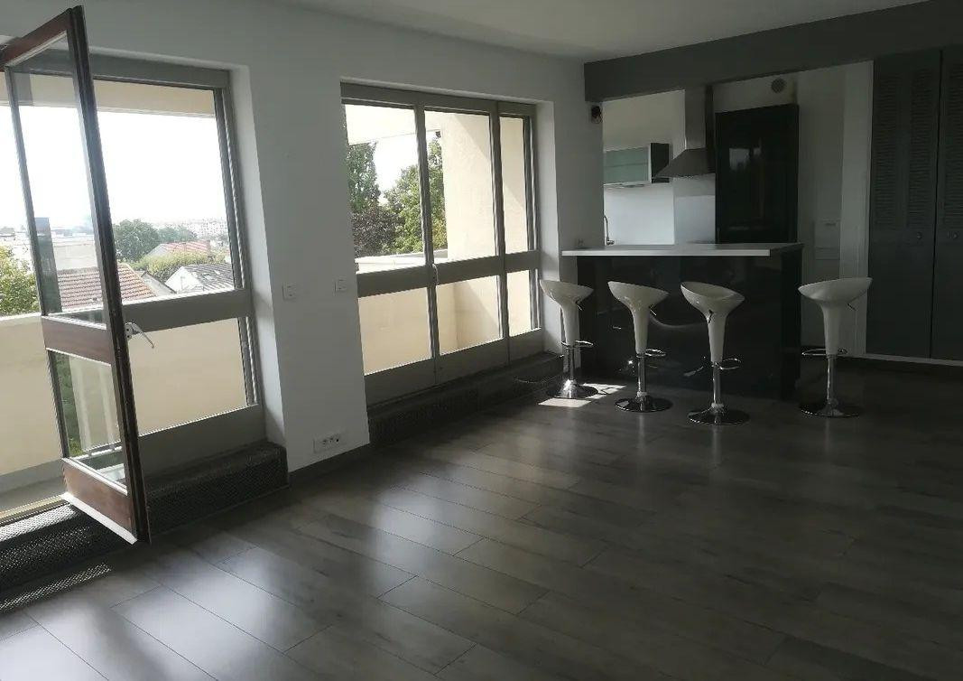 
                                                Location
                                                 Beau 2P 45m² avec balcon