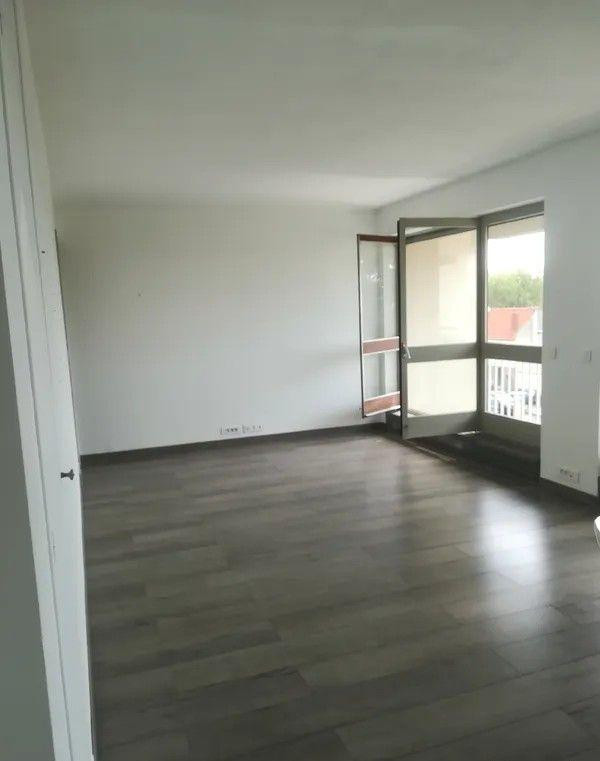 
                                                Location
                                                 Beau 2P 45m² avec balcon