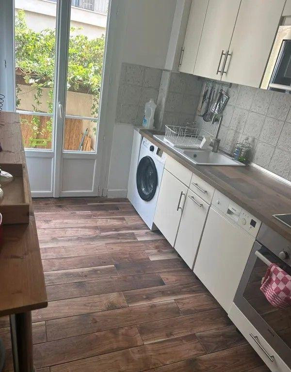 
                                                Location
                                                 Beau 2P 45m² avec terrasse 35m² location courte