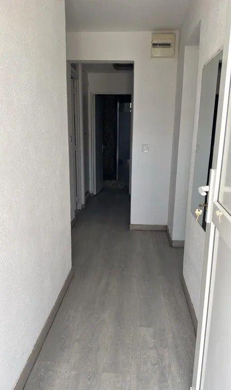 
                                                Location
                                                 Beau 2P 45m² dans une maison