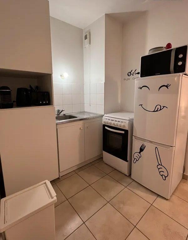 
                                                Location
                                                 Beau 2P 45m² meublé à neuf et entièrement équipé