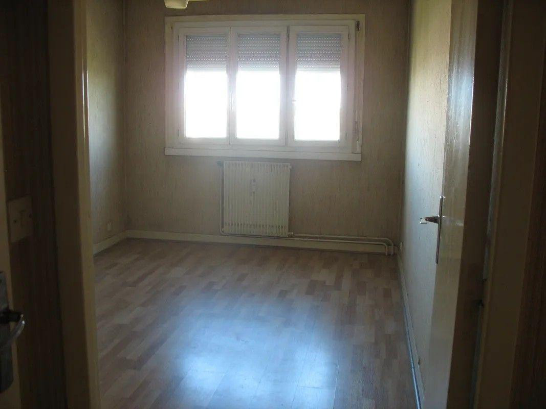 
                                                Location
                                                 Beau 2P 46m² avec balcon idéal jeune couple