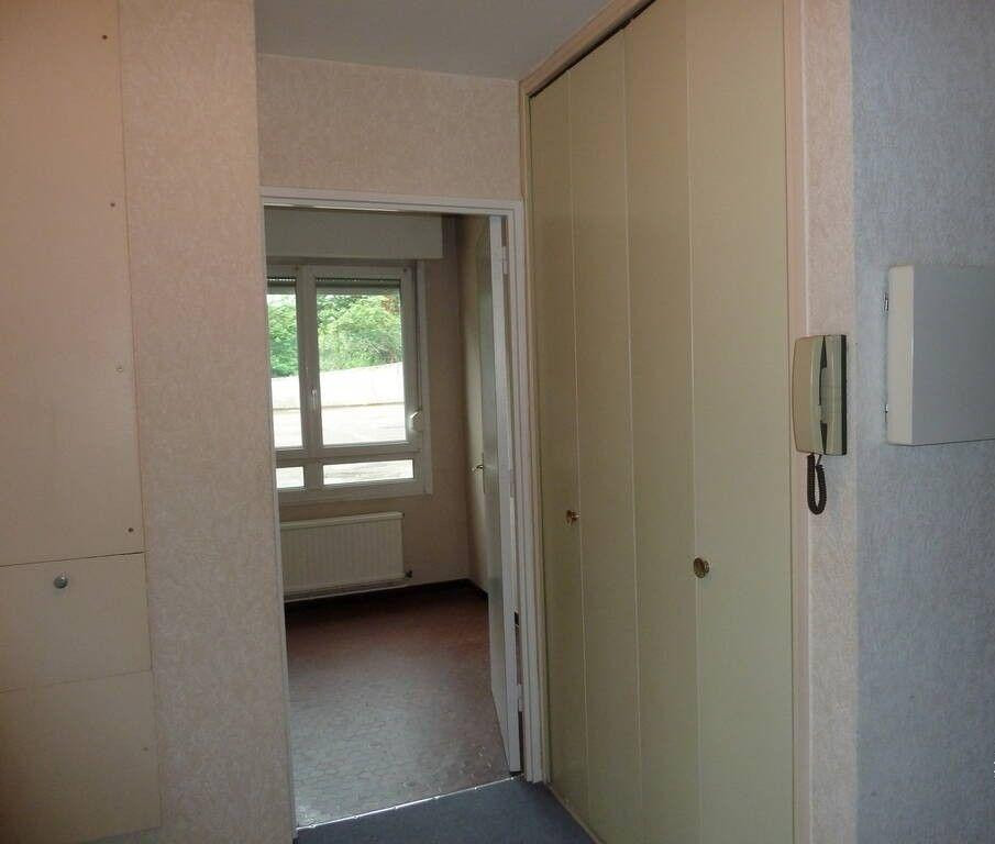 
                                                Location
                                                 Beau 2P 46m² dans résidence calme sécurisée