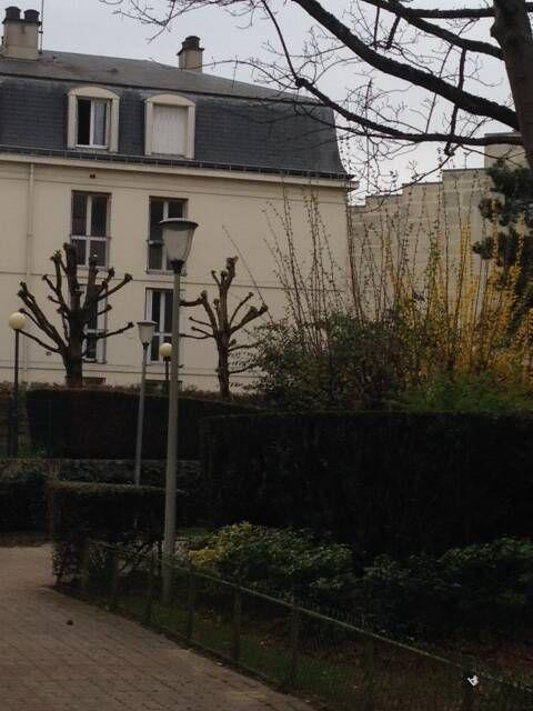 
                                                Location
                                                 Beau 2P 46m² très lumineux