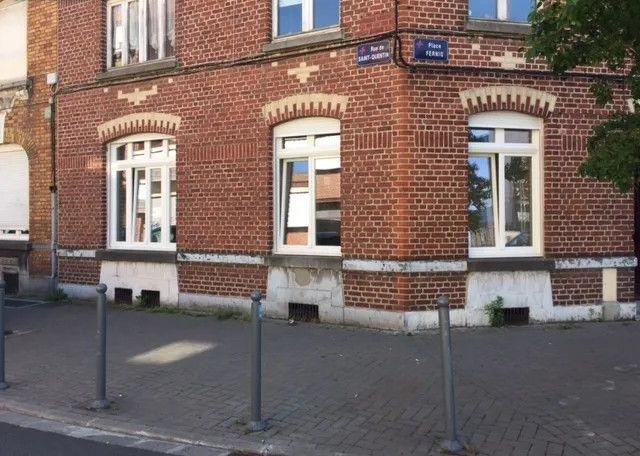 
                                                Location
                                                 Beau 2P 47m² avec terrasse privative