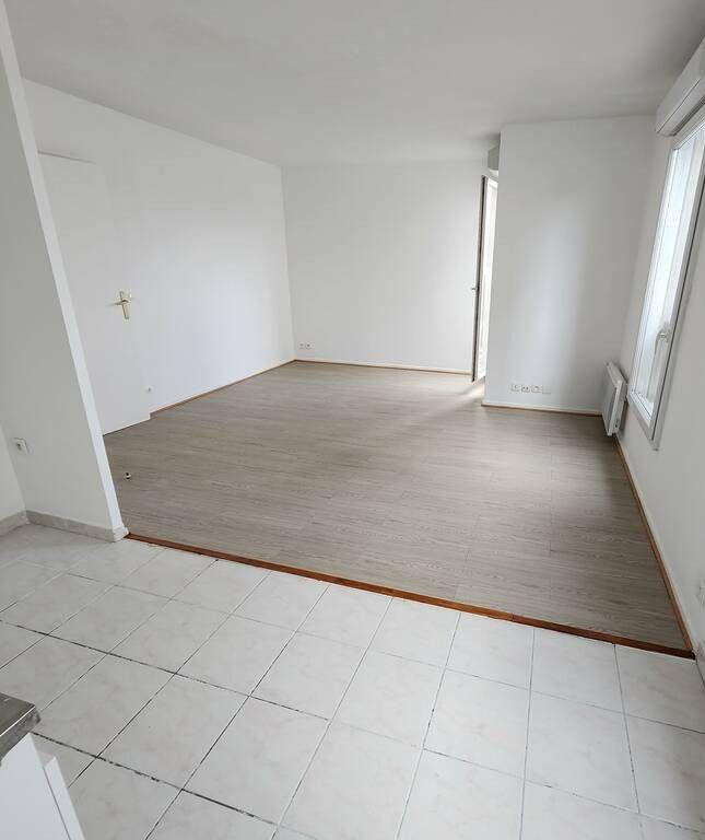 
                                                Location
                                                 Beau 2P 47m² bien distribué et lumineux