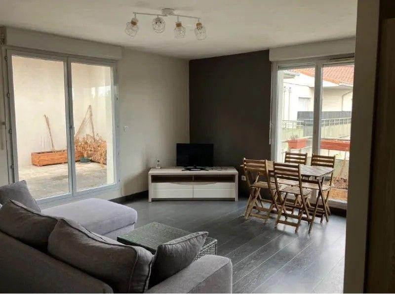 
                                                Location
                                                 Beau 2P 47m² meublé avec terrasse et parking