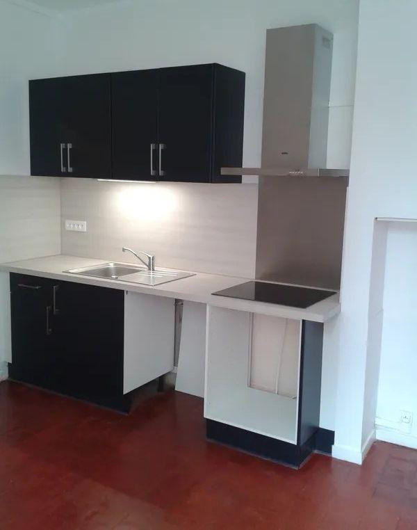 
                                                Location
                                                 Beau 2P 47m² vaste et clair