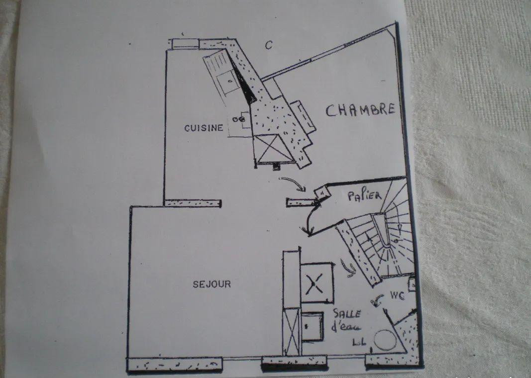 
                                                Location
                                                 Beau 2P 47m2 refait à neuf Boulevard Jean Royer