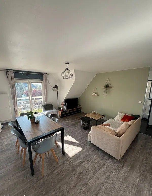 
                                                Location
                                                 Beau 2P 49m² avec parking et cave
