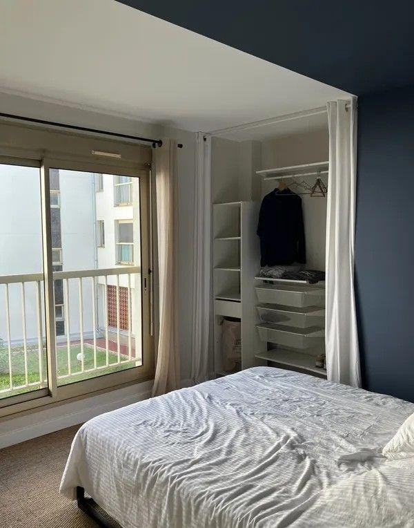 
                                                Location
                                                 Beau 2P 50m² sur cour intérieure arborée et calme