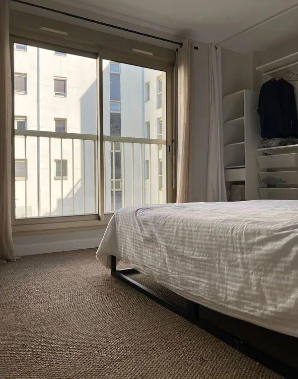 
                                                Location
                                                 Beau 2P 50m² sur cour intérieure arborée et calme