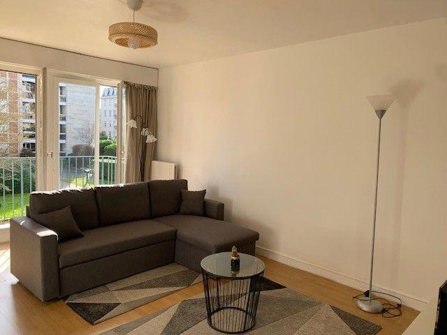 
                                                Location
                                                 Beau 2P 51m² meublé