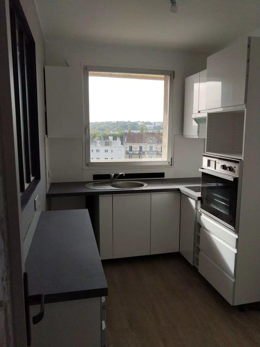 
                                                Location
                                                 Beau 2P 53m² avec 2 grands balcons