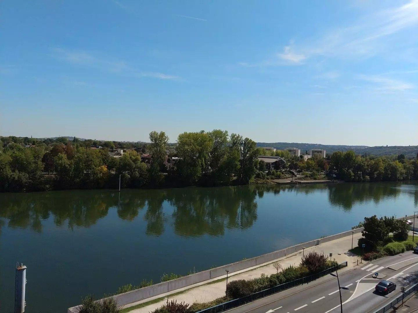 
                                                Location
                                                 Beau 2P 53m² avec 2 grands balcons