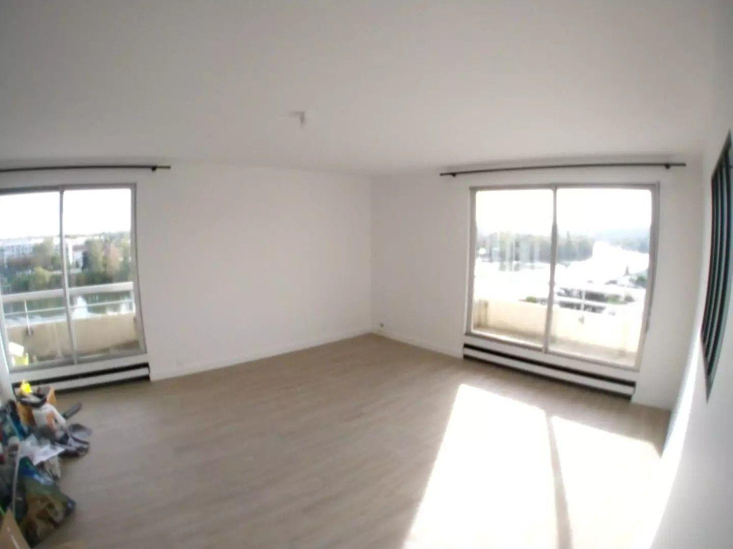 
                                                Location
                                                 Beau 2P 53m² avec 2 grands balcons