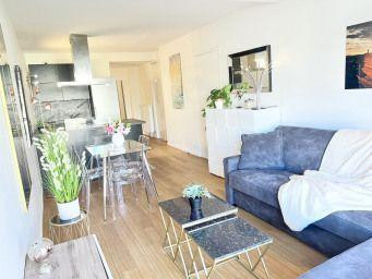 
                                                Location
                                                 Beau 2P 53m² de très haut standing