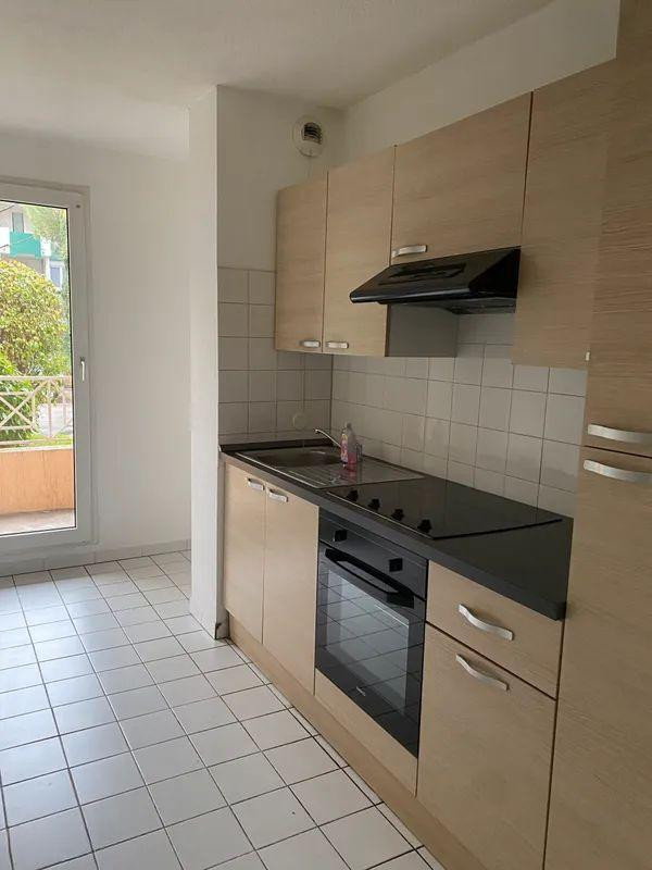 
                                                Location
                                                 Beau 2P 53m²+ terrasse 8m²