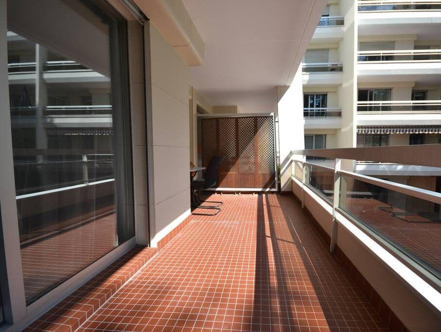 
                                                Location
                                                 Beau 2P 56m² meublé avec terrasse sans vis-à-vis