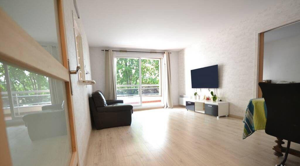 
                                                Location
                                                 Beau 2P 56m² meublé avec terrasse sans vis-à-vis