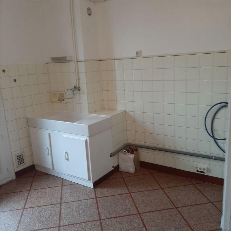 
                                                Location
                                                 Beau 2P 58m² Cours Jean Jaurès