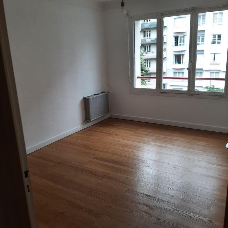 
                                                Location
                                                 Beau 2P 58m² Cours Jean Jaurès
