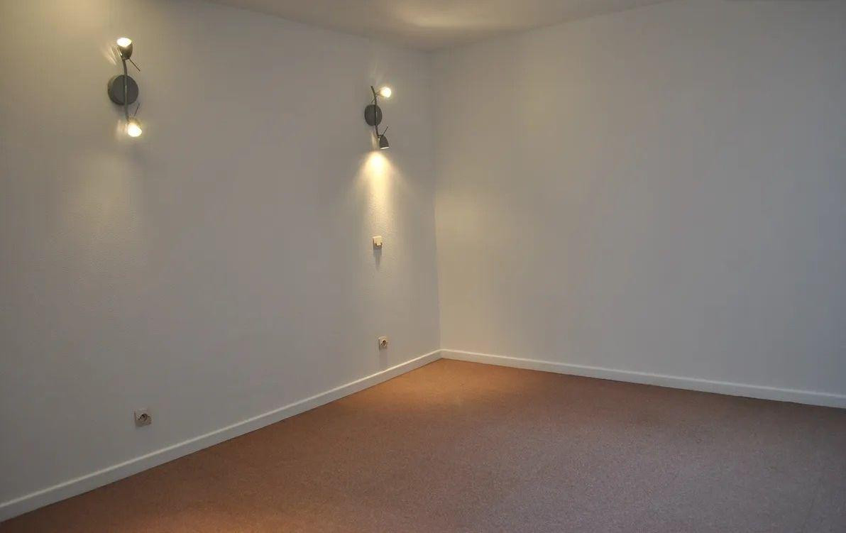 
                                                Location
                                                 Beau 2P Duplex 48m² meublé ou non Proche Gare