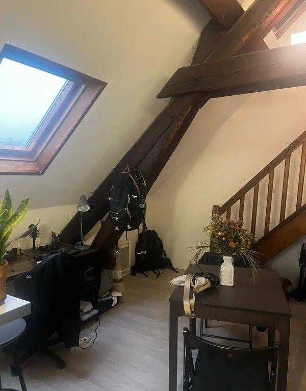 
                                                Location
                                                 Beau 2P Duplex 48m² meublé ou non Proche Gare
