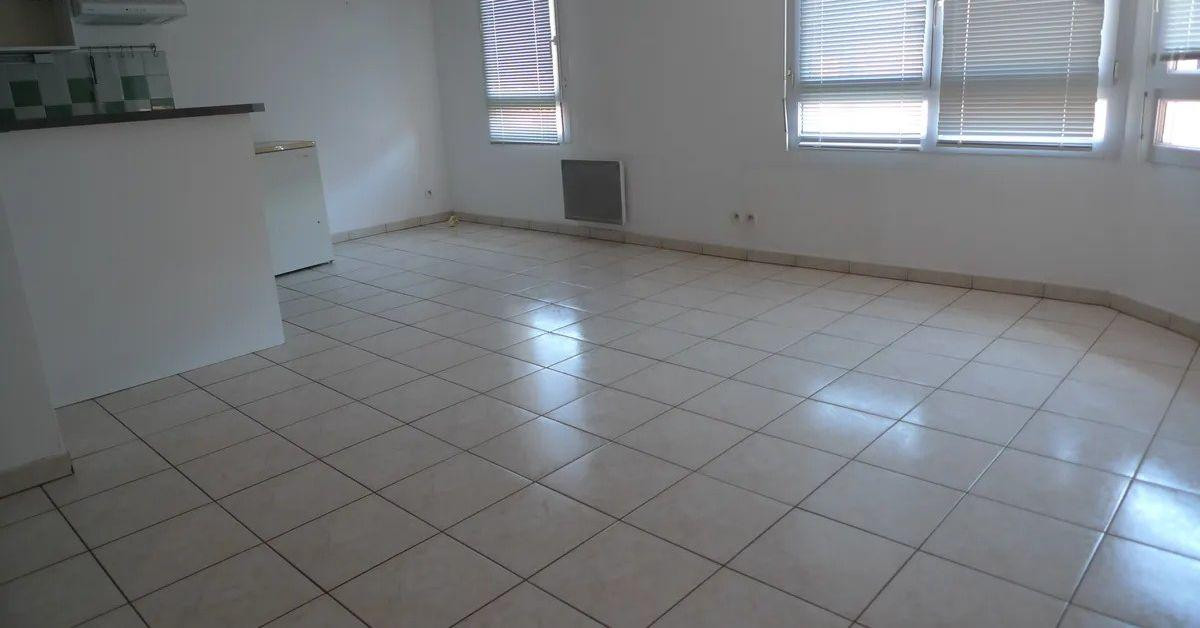 
                                                Location
                                                 Beau 2P DUPLEX sympa de 46m² lumineux et propre