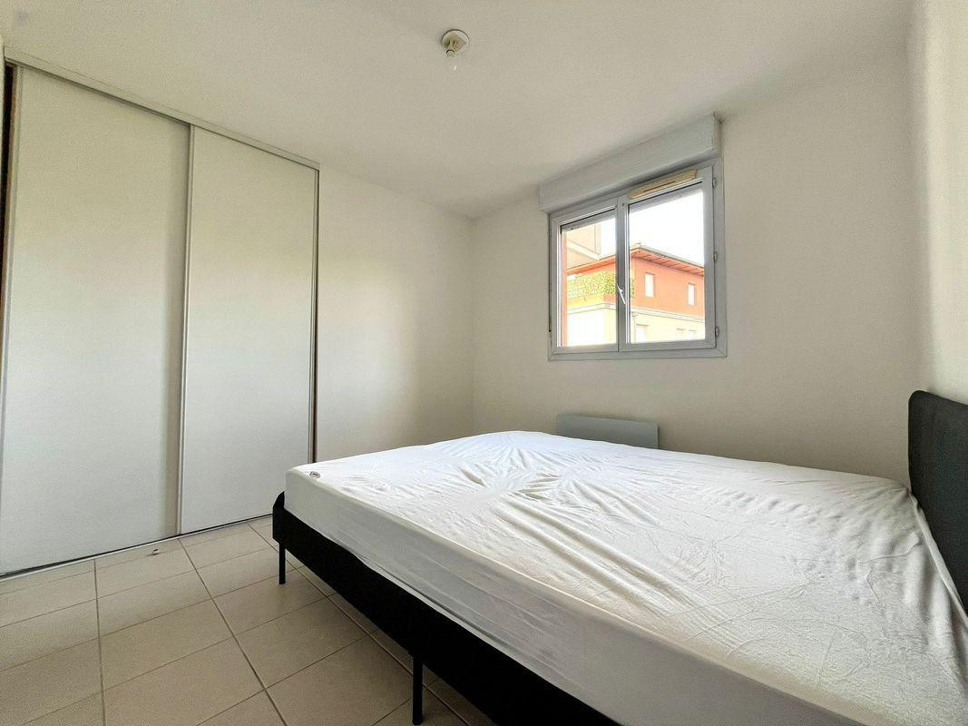 
                                                Location
                                                 Beau 2P Marseille 14